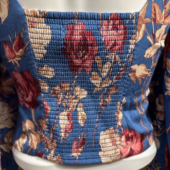 Urban Outfitters Cropped Blue‎ Floral Top Sheer Sleeve Bell Cuff Small - Picture 5 of 7